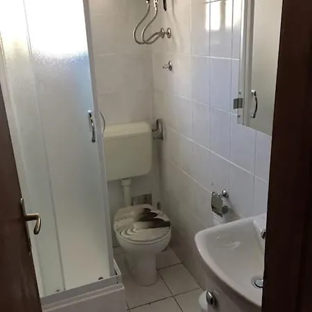 Maslinica, Otok Solta, Whole House With Teracce Maslinica