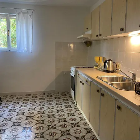 Holiday home Maslinica, Otok Solta, Whole House With Teracce Maslinica
