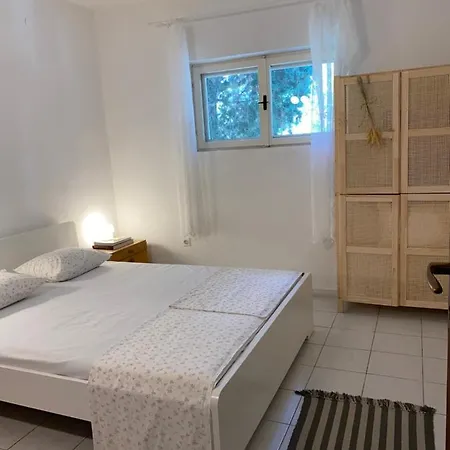 Maslinica, Otok Solta, Whole House With Teracce Holiday home *